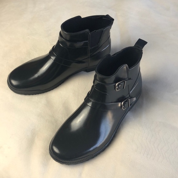 Cougar Shoes - Cougar rain boot size 9